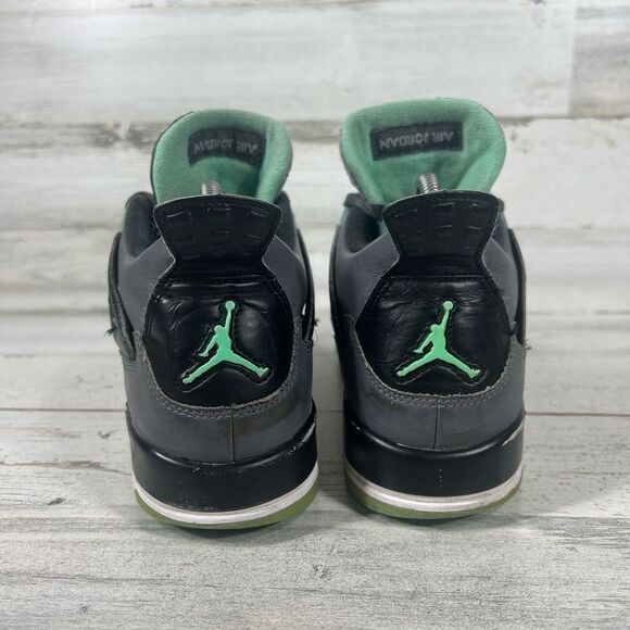 Jordan 4 retro green kids 7 Womens 8.5 - Picture 3 of 8